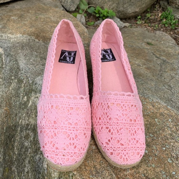 AJ Valenci Pink Lace Espadrilles Wedges-Size 8W - Picture 3 of 13